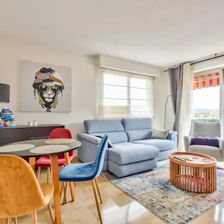 Amazing 1br Flat With Balcony And View In De Apartment Nice